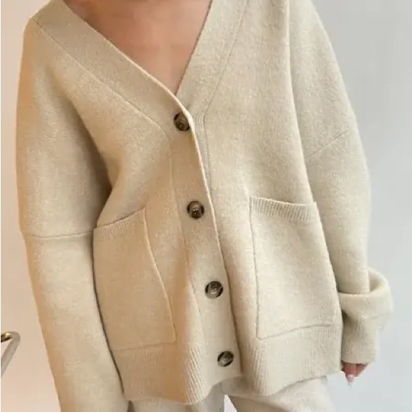 Oak + Fort oversized cardigan - Picture 2 of 5